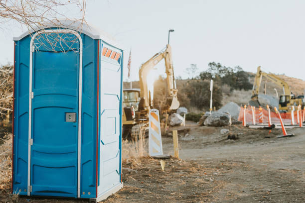 Best Luxury portable toilet rental  in Clanton, AL