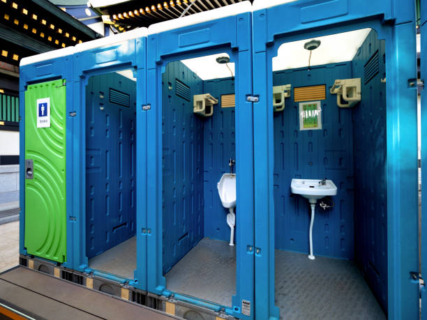 Portable Toilet Options We Offer in Clanton, AL
